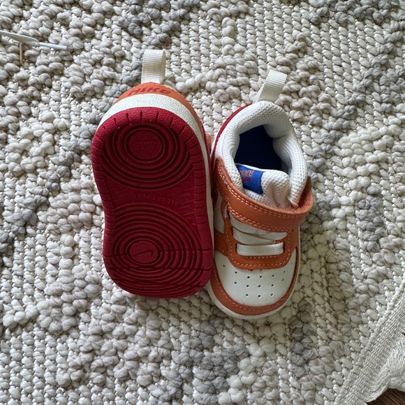 Baby nike shoes - Picture 3 of 3